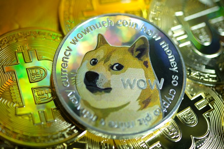 Έτσι ξαφνικά ο Elon Musk στηρίζει το Dogecoin