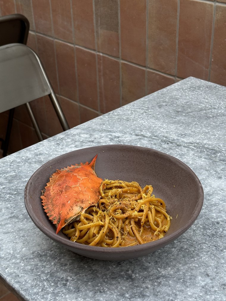 +2H Restaurant