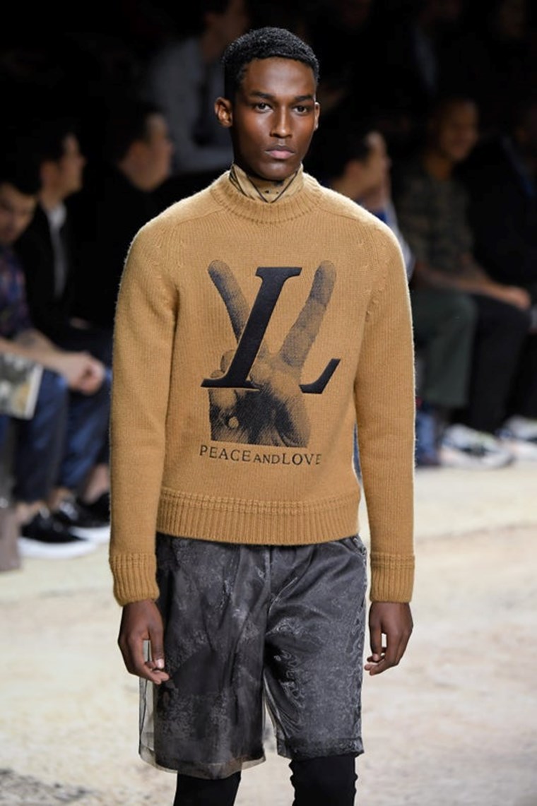 LOUIS VUITTON RUNWAY F/W 2018-2019