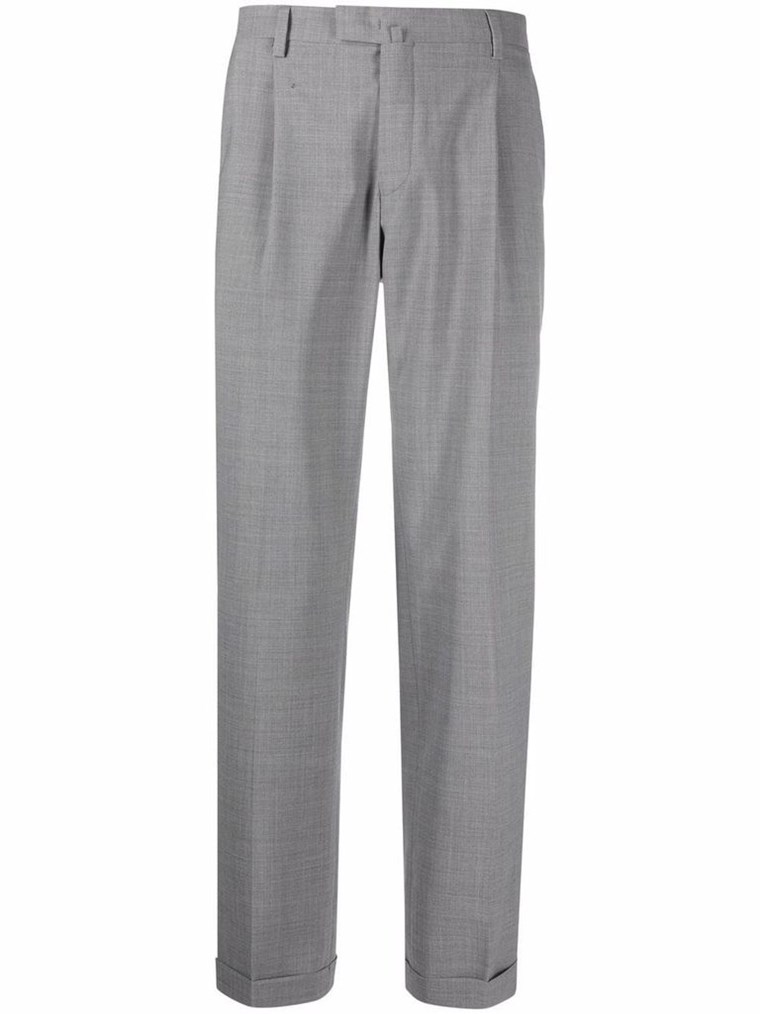 Παντελόνια με τσάκιση, η νέα μας εμμονή