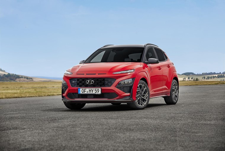 AYTOKINHTA SUV HYUNDAI KONA