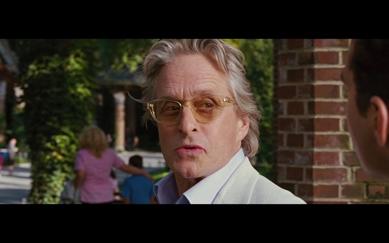Ο Michael Douglas γνωρίζει πώς να είναι διακριτικά εκκεντρικός