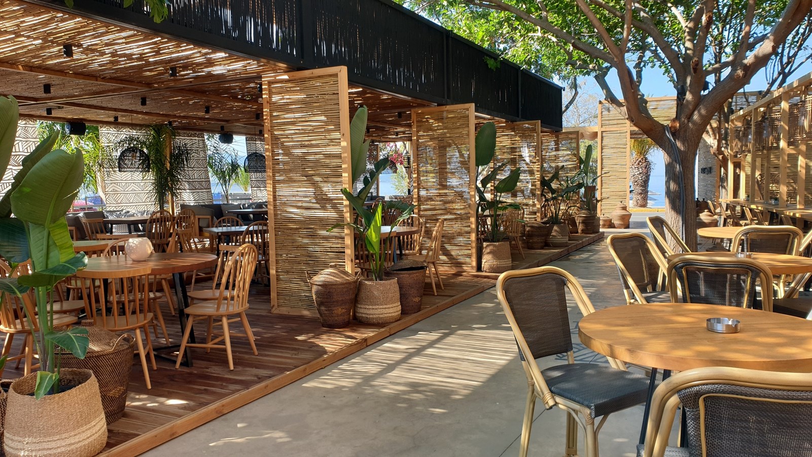 Στο Ego all-day exclusive bar είναι πάντα καλοκαίρι