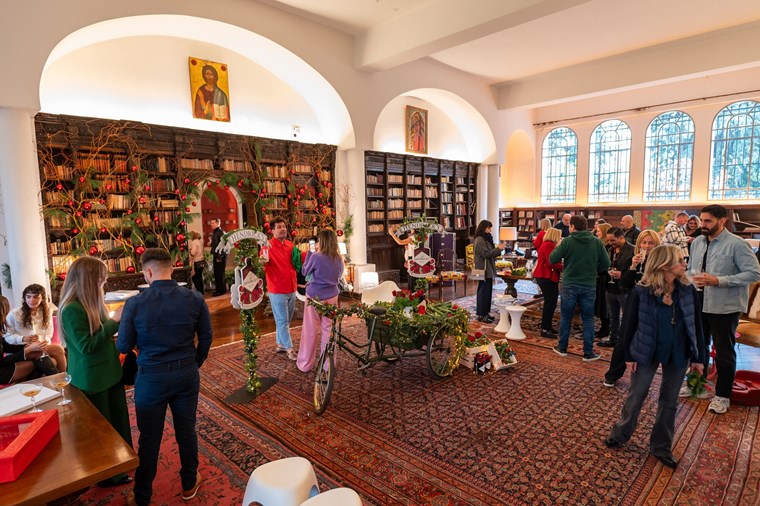 Πήγαμε στην Fondazione Aficionados Christmas Unusual Extravaganza και απολαύσαμε Hendrick's gin