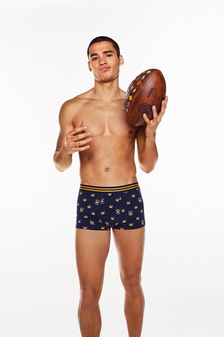 Το αξεπέραστο κολεγιακό στυλ της Yamamay