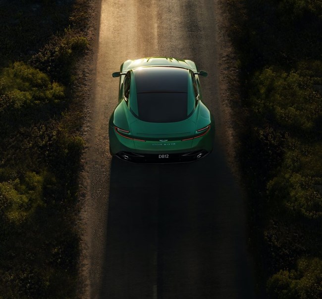 Η Aston Martin DB12 θα μπορούσε να είναι η νέα αγαπημένη του James Bond