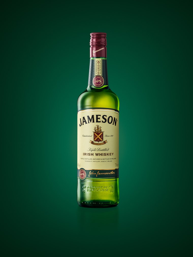 ΟΥΙΣΚΙ ΓΙΑ ΤΑ ΧΡΙΣΤΟΥΓΕΝΝΑ JAMESON