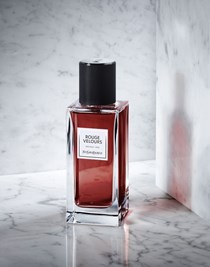 BOTTLE OF PERFUME