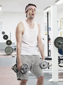 Πώς θα αποκτήσεις μεγάλους μυς όταν δεν σε βοηθά το σκαρί σου