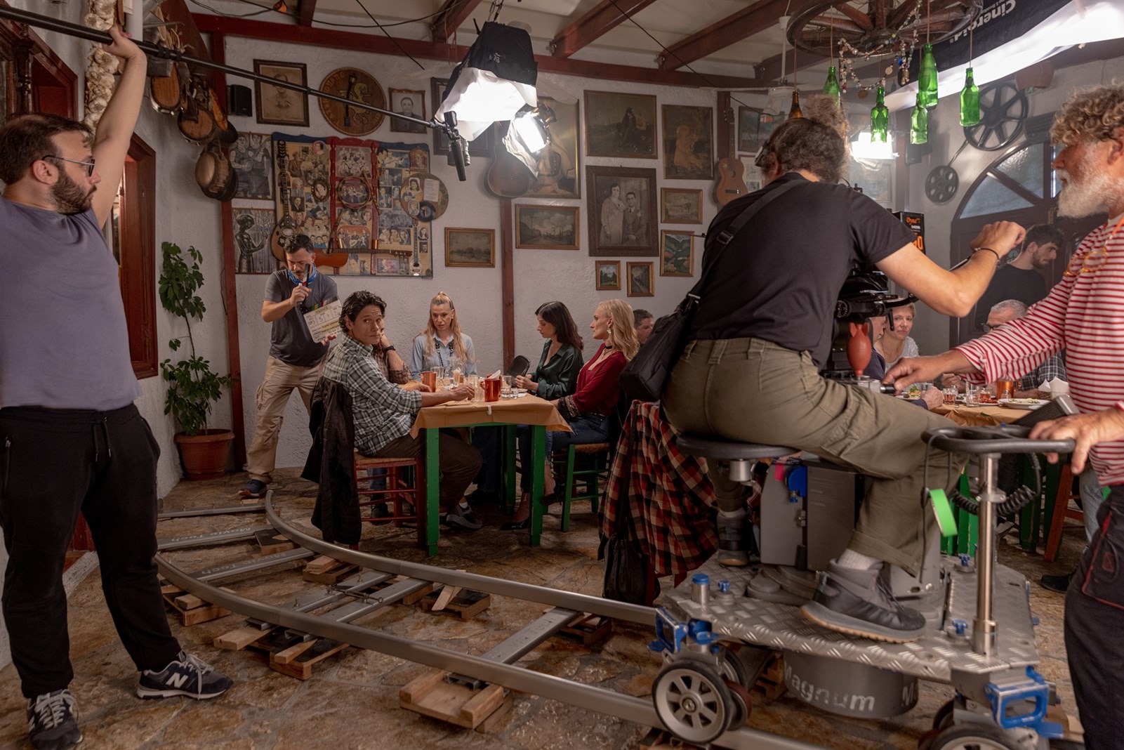 Αυτή είναι η νέα ταινία στην οποία πρωταγωνιστεί ο Πάνος Βλάχος - Οι πρώτες εικόνες