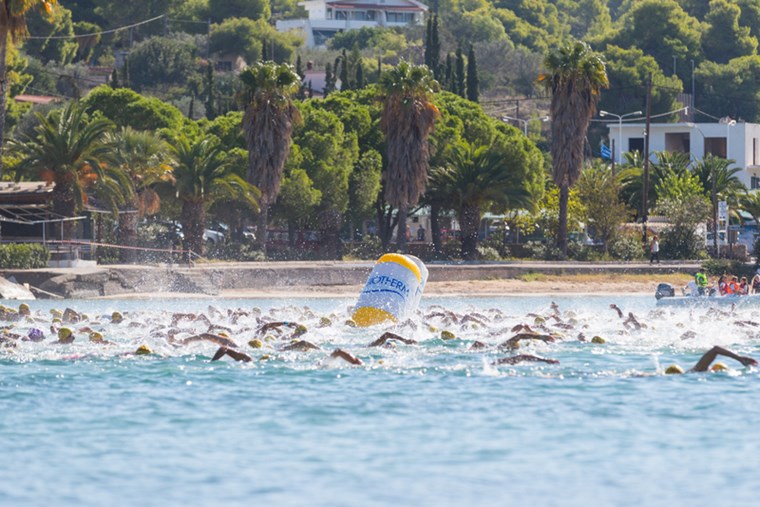 Το 8ο Spetses mini Marathon έσπασε όλα τα ρεκόρ με 19.000 άτομα από 42 χώρες