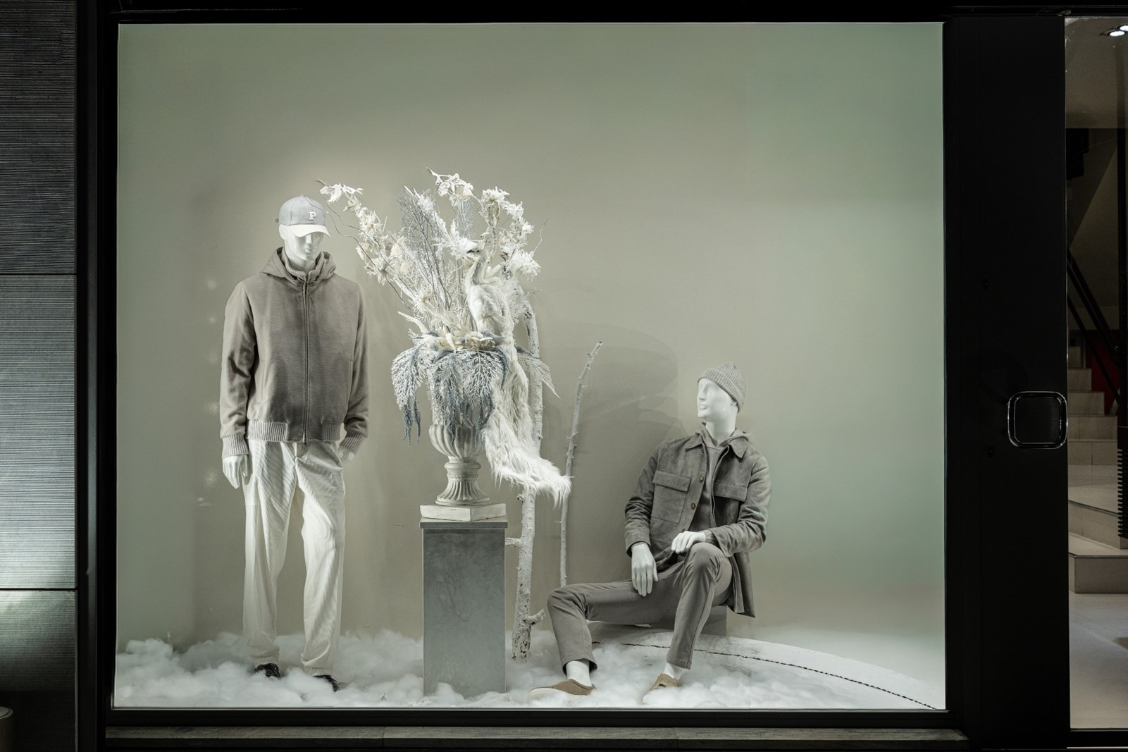 Η Γλυφάδα ντύνεται γιορτινά στο λαμπερό EPONYMO