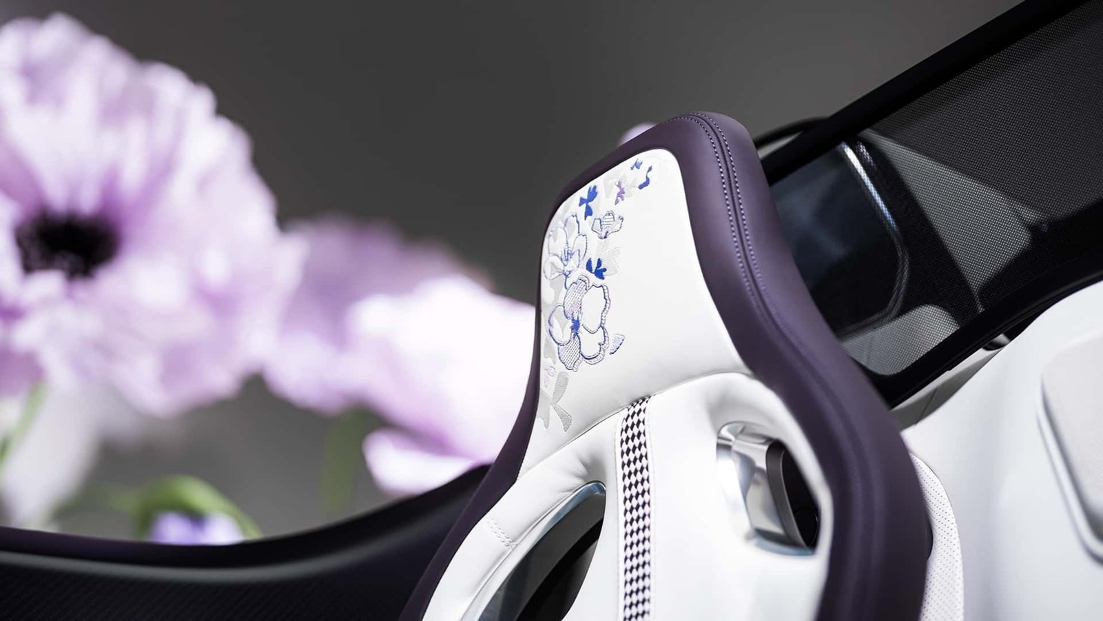 Bugatti Mistral W16 Caroline