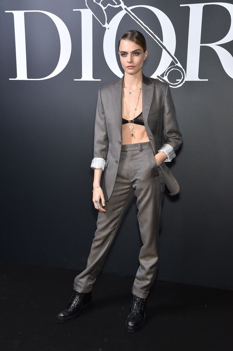 Στην πρώτη σειρά του fashion show του Dior Men