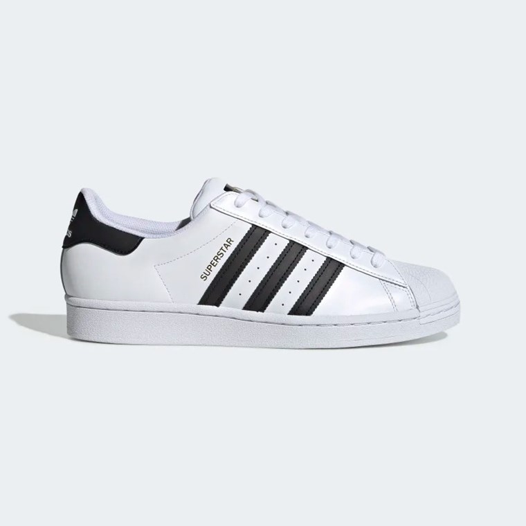 Ξέρουμε ποια sneakers της Adidas σου ταιριάζουν