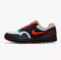 10 φετινά ρετρό ζευγάρια της Nike