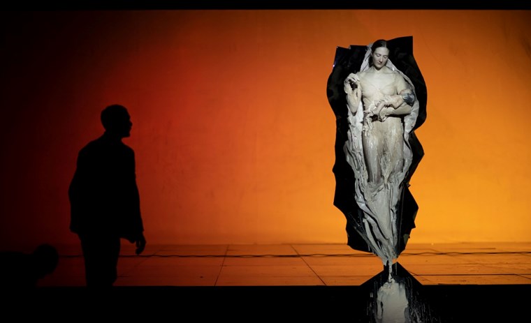 TRANSVERSE ORIENTATION