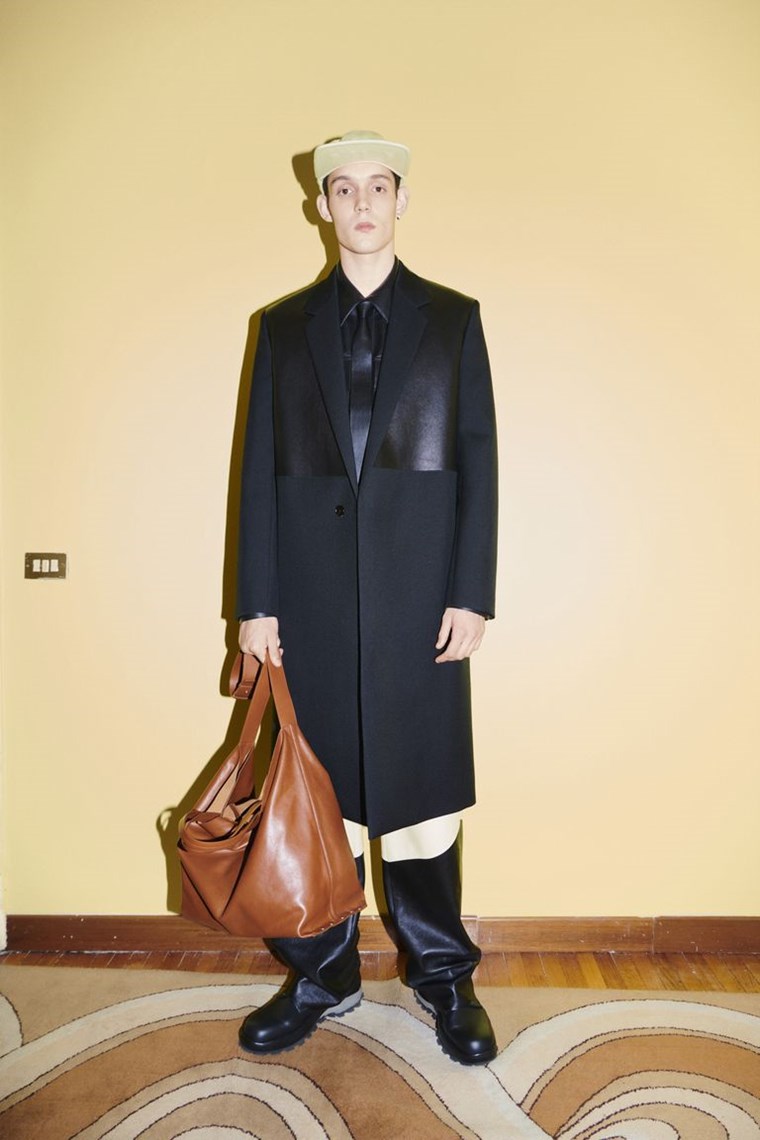 MEN'S RUNWAY LOOK