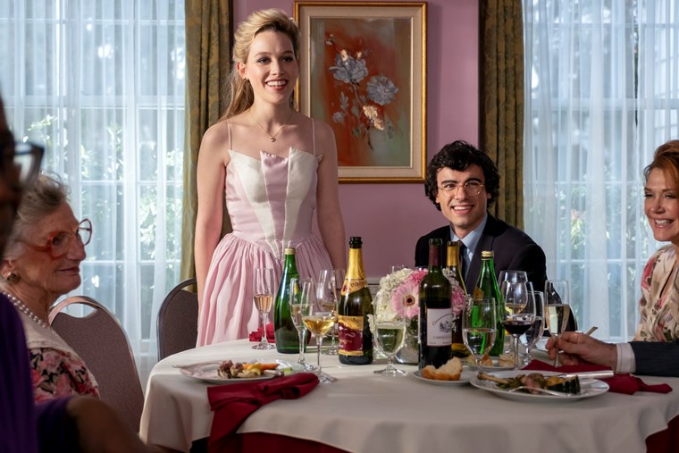 Victoria Pedretti, έρωτας με την πρώτη ματιά