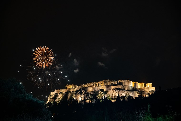 Το πλούσιο εορταστικό πρόγραμμα του Δήμου Αθηναίων