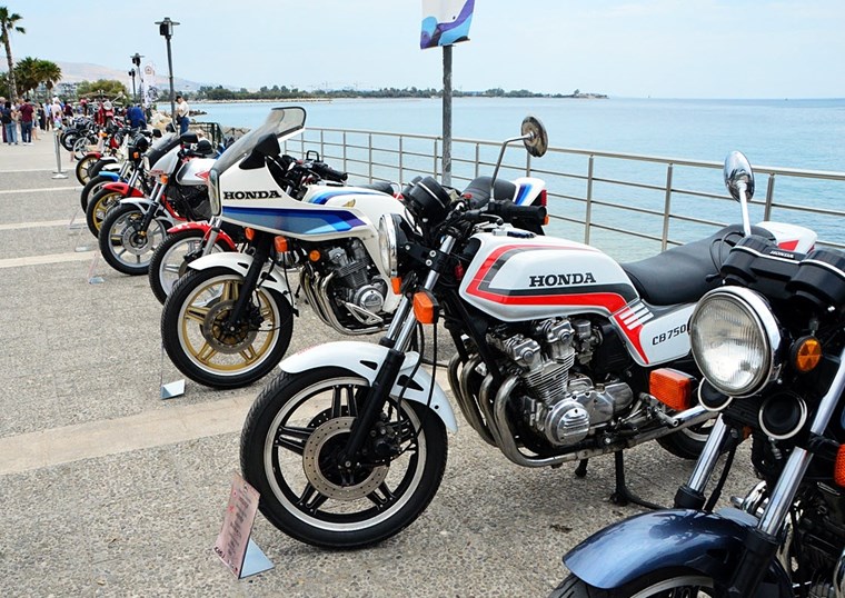 Με απόλυτη επιτυχία ολοκληρώθηκε το 3ο Alimos Classic Motorbike Sunday