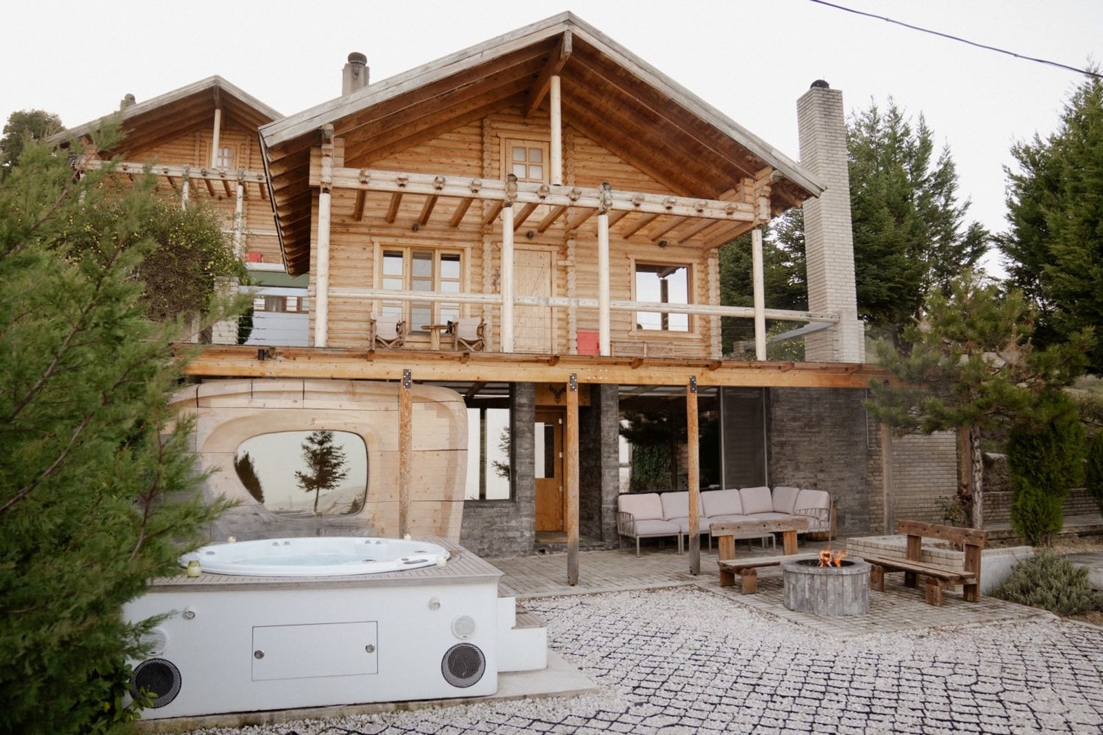 Hyades Mountain Resort