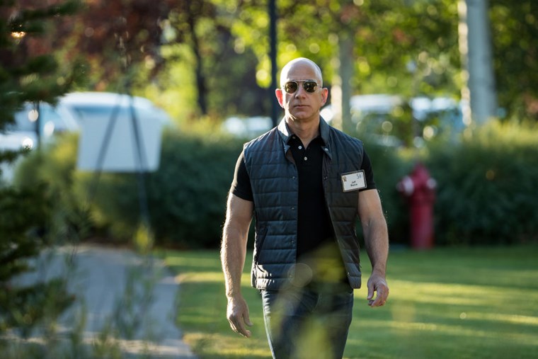 Ο Jeff Bezos μόλις έγινε κατά 6,4 δισ. δολάρια πλουσιότερος