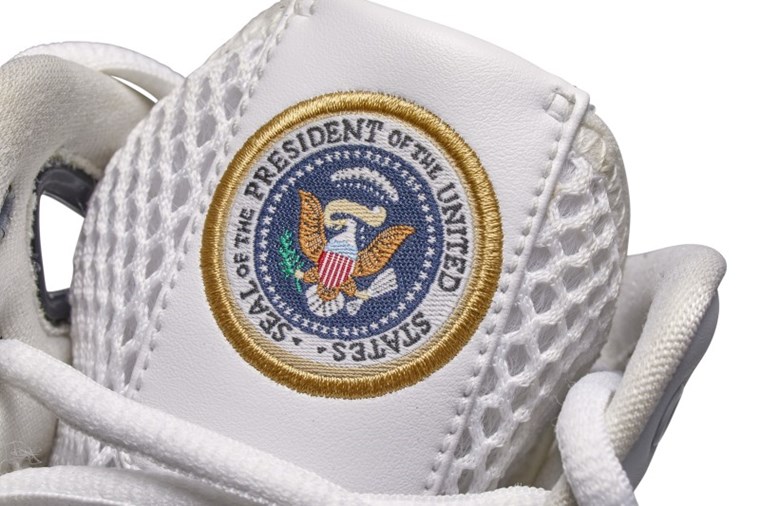 Τα συλλεκτικά Nike Hyperdunks του Barack Obama βγαίνουν στο σφυρί για $25.000