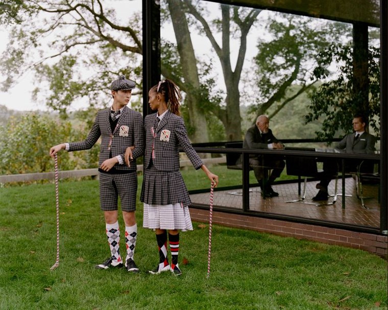 Ο Thom Browne μόλις έκανε cool το γκολφ