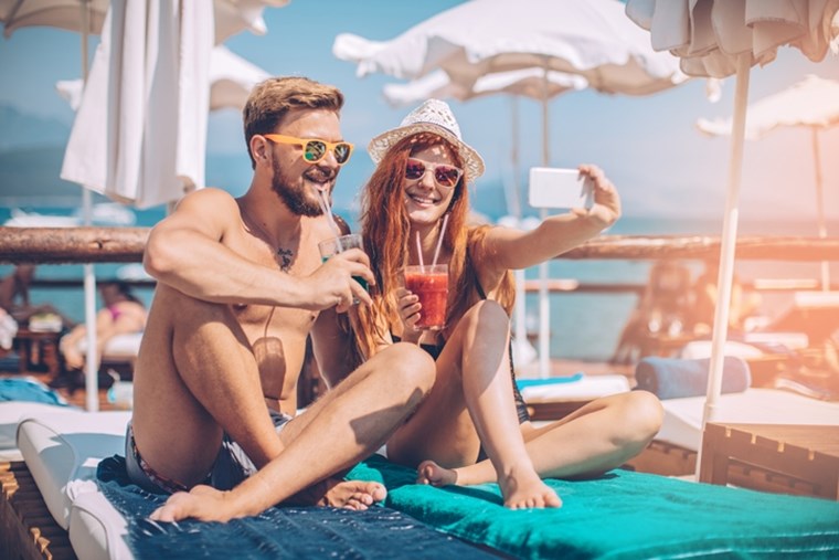 Ετοιμάσου για black out σε Facebook και Instagram το καλοκαίρι