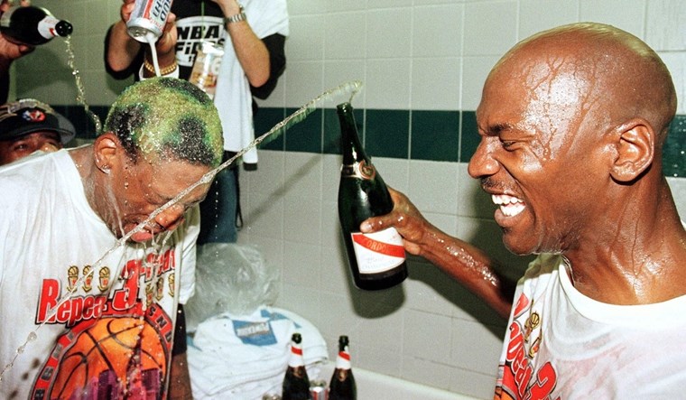 Ο Dennis Rodman και ο Michael Jordan