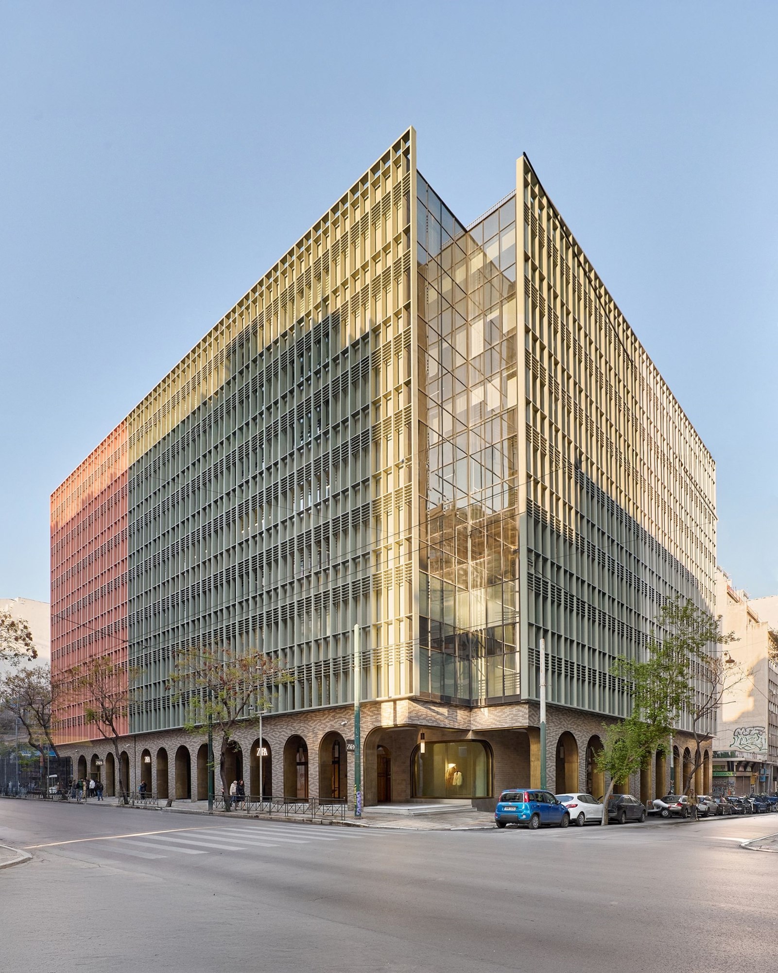 Zara Μινιόν
