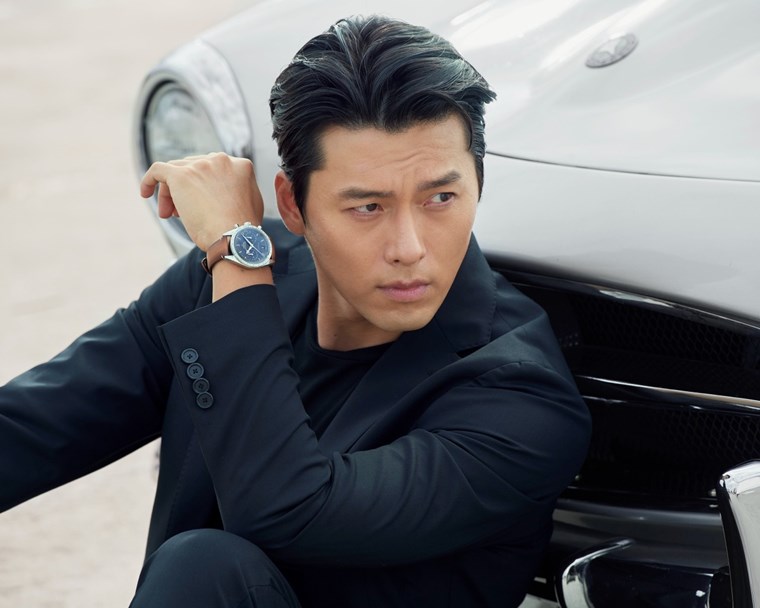 Είδαμε το Omega Speedmaster ’57 στον καρπό του George Clooney και του Hyun Bin