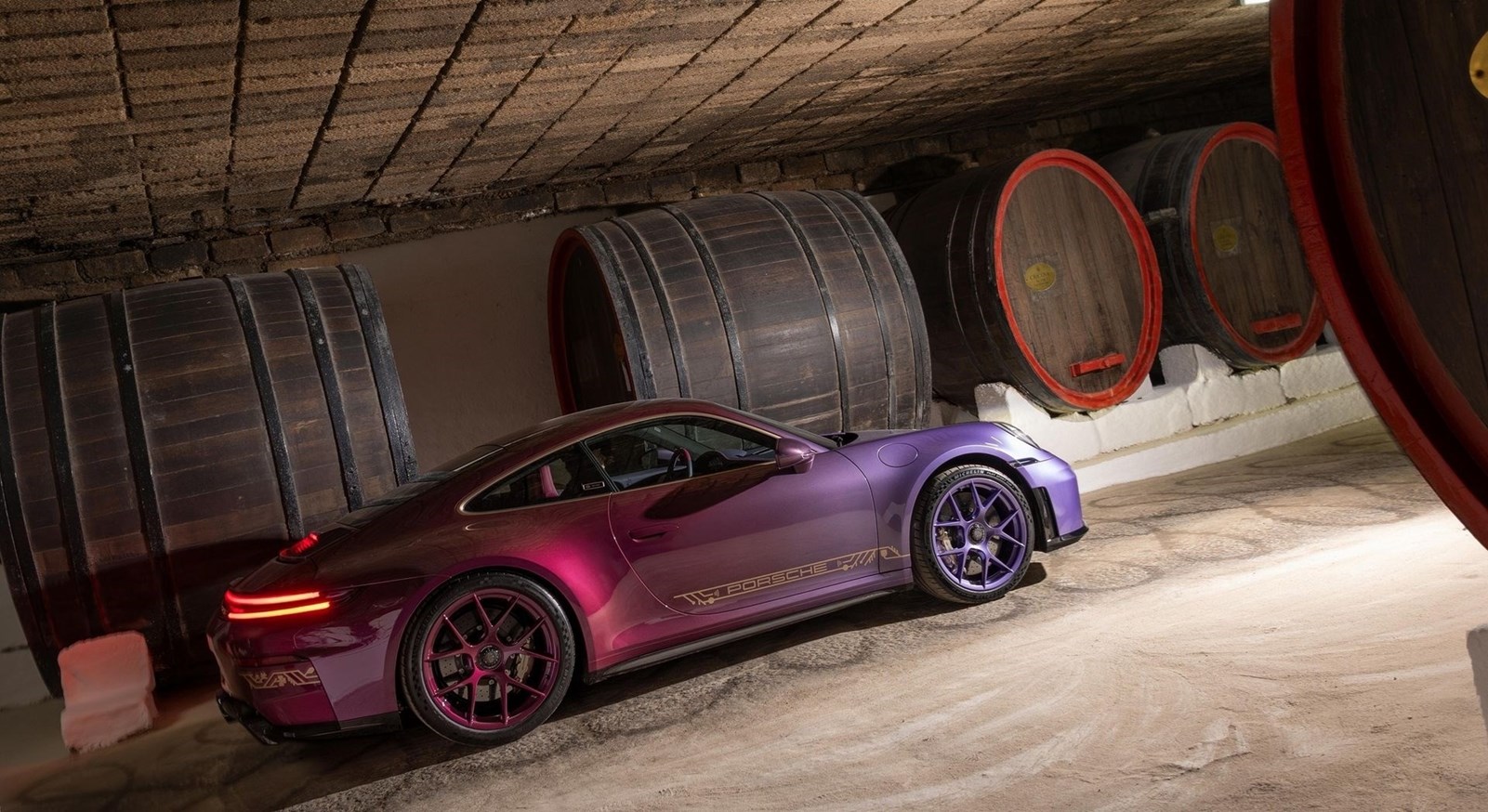 Porsche 911 GT3 Touring Tree of Life Μολδαβία