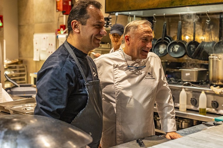 Νόστιμη αρχή με το Alfredo's Grand Dining στο Symposio at Ark