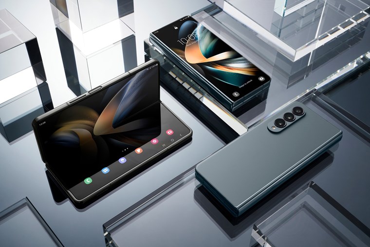 GALAXY Z FLIP 4