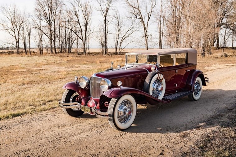 Ο Frank Lloyd Wright ήθελε να πάει στον παράδεισο με μία Cherokee Red Lincoln Continental