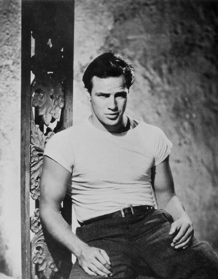 O αθεράπευτα cool Marlon Brando