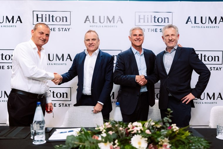 Η Hilton ενισχύει την παρουσία της στην Αθήνα με τρία lifestyle ξενοδοχεία
