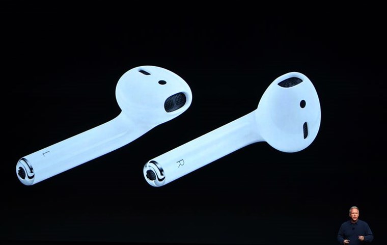 Όλοι θέλουν Airpods