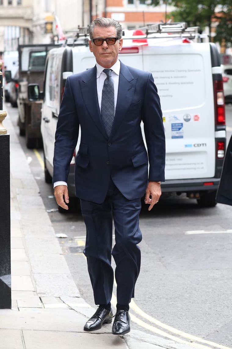 16 χρόνια μετά τον James Bond, το στυλ του Pierce Brosnan είναι πιο cool από ποτέ