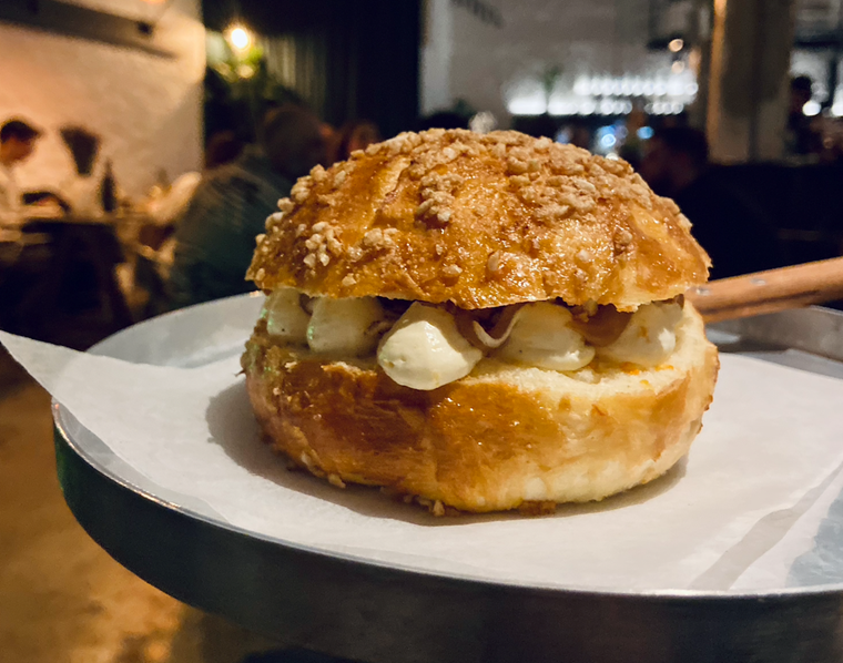 LINE ATHENS - ΤΟ ΜΠΟΝΕΤ