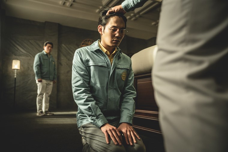 Το Hellbound μόλις αποκαθήλωσε το Παιχνίδι του Καλαμαριού