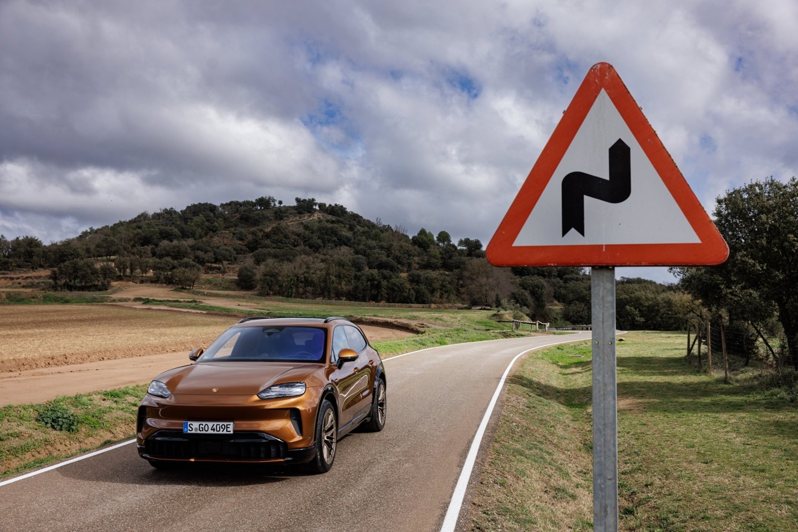 Porsche Cayenne Electric