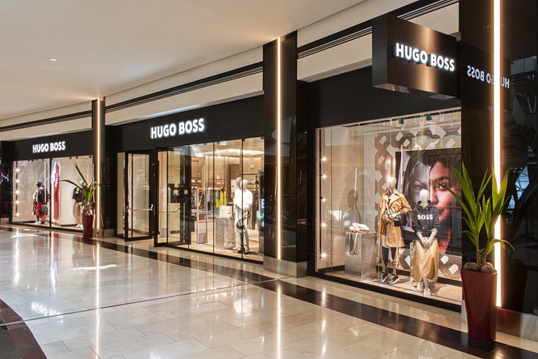 To μεγαλύτερο Hugo Boss κατάστημα μόλις άνοιξε στην Ελλάδα