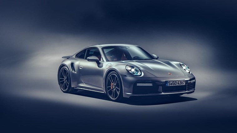 Η υβριδική Porsche 911 βγαίνει σύντομα στους δρόμους