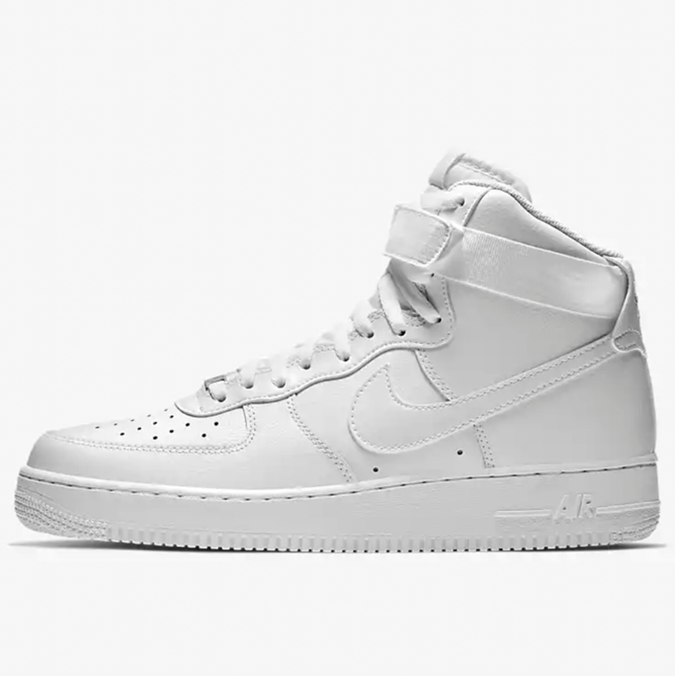 5 λευκά sneakers για να αγοράσεις τώρα και να φοράς για πάντα