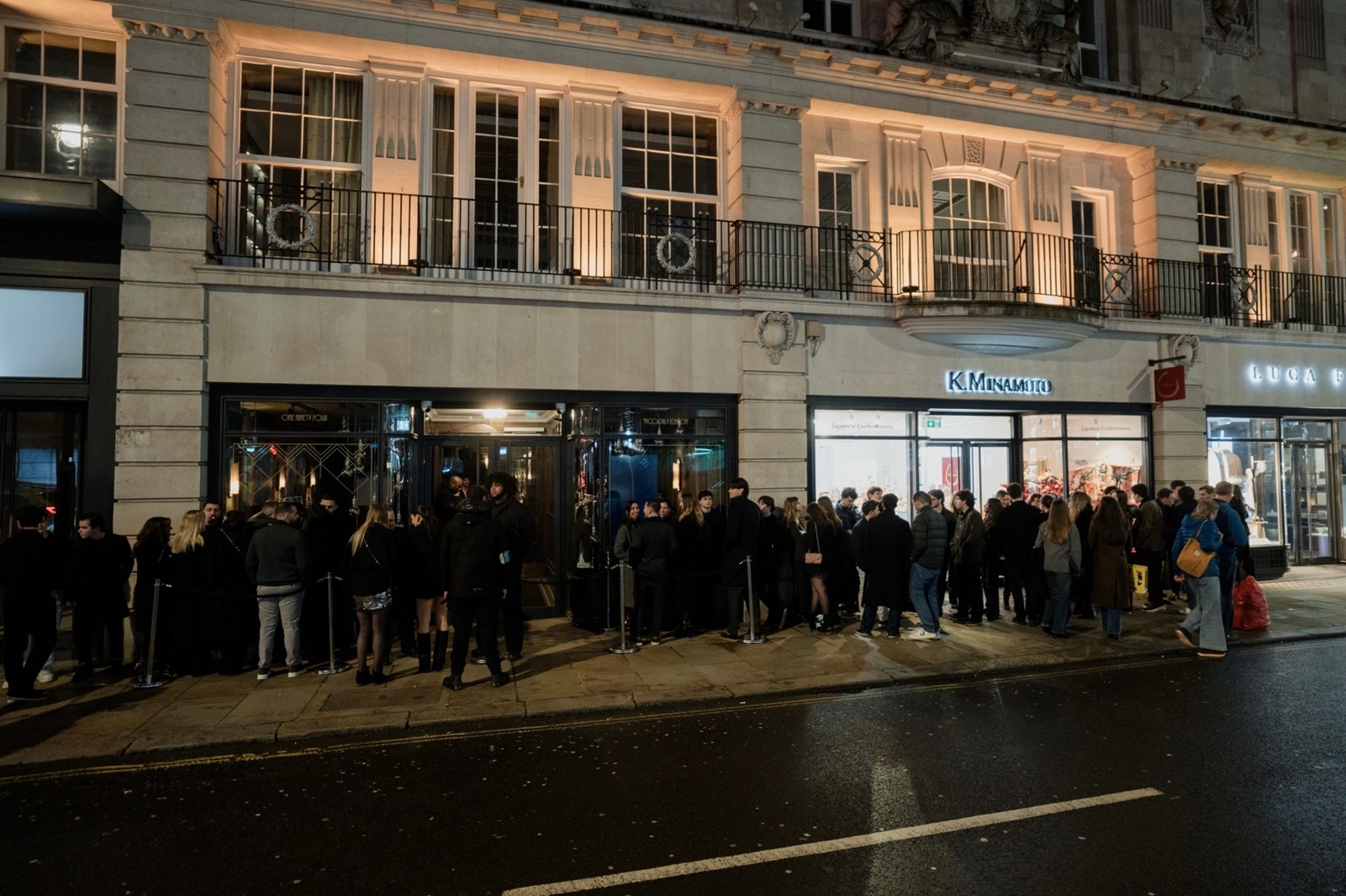 Ο Ηλιας Μπογδανος & οι INCO μάγεψαν το Λονδίνο στην πρώτη live βραδιά στο ιστορικό Mimi’s