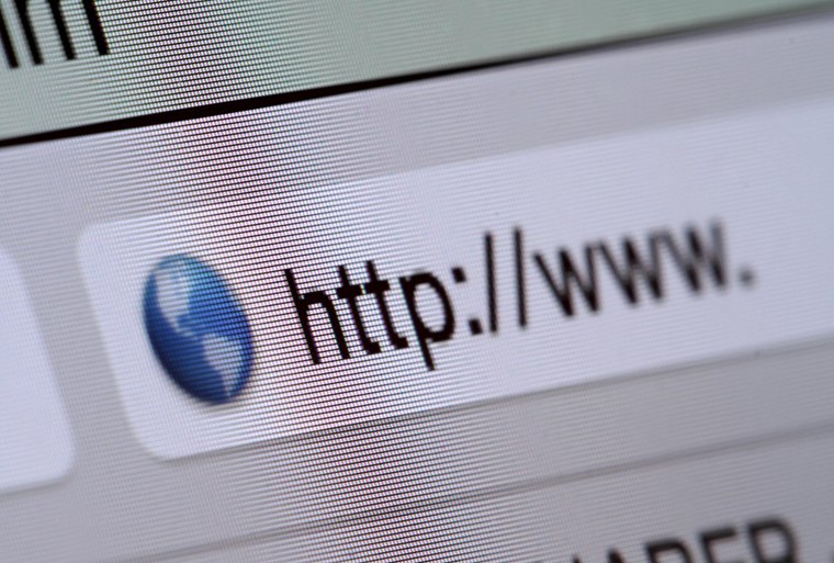 Η Google αποφάσισε να σκοτώσει τα URLs