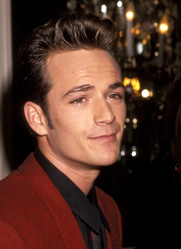 Τρεις λεπτομέρειες που έκαναν τον Luke Perry ακαταμάχητο